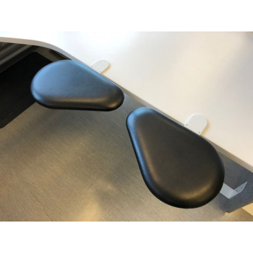 TC906 ″Pisara″ kyynärvarsitukipari musta 2kpl/pkt | Työpiste-ergonomia